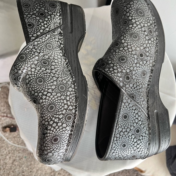 Dansko XP - Picture 2 of 2